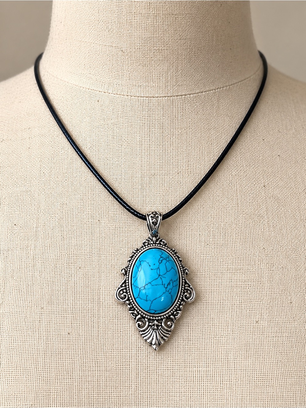 Turquoise Stone Pendant Necklace